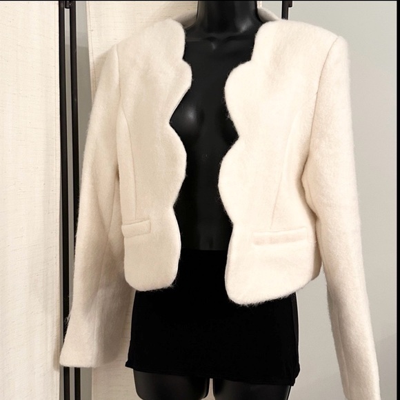 English Factory Ivory Scallop Edge Textured Blazer Jacket Top M - Picture 10 of 14